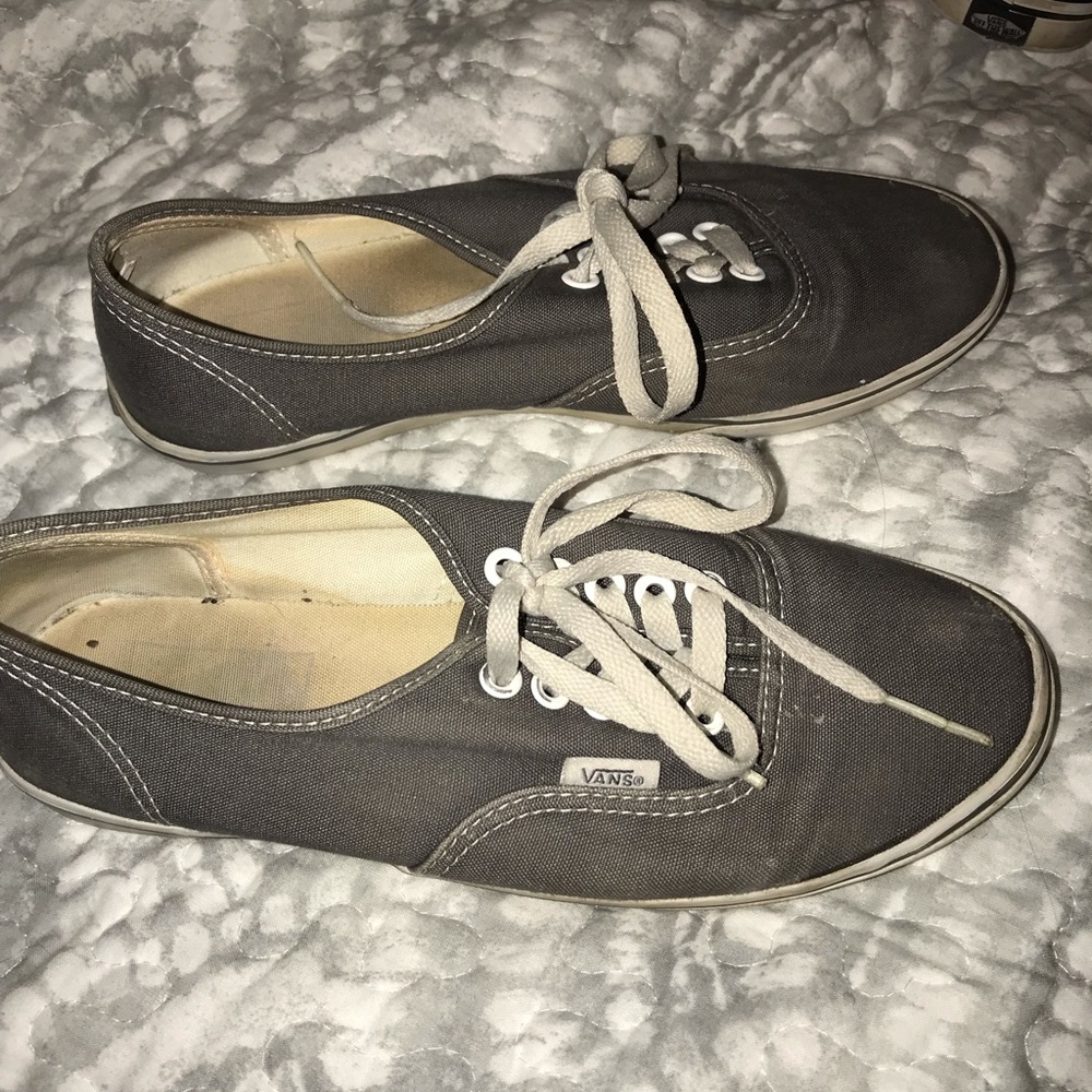 Grey vans - Picture 6 of 6